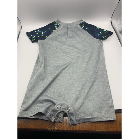 Lot Of 5 Baby One Piece Under Armour And Nike And Shorts 3-6 Months - Picture 12 of 16